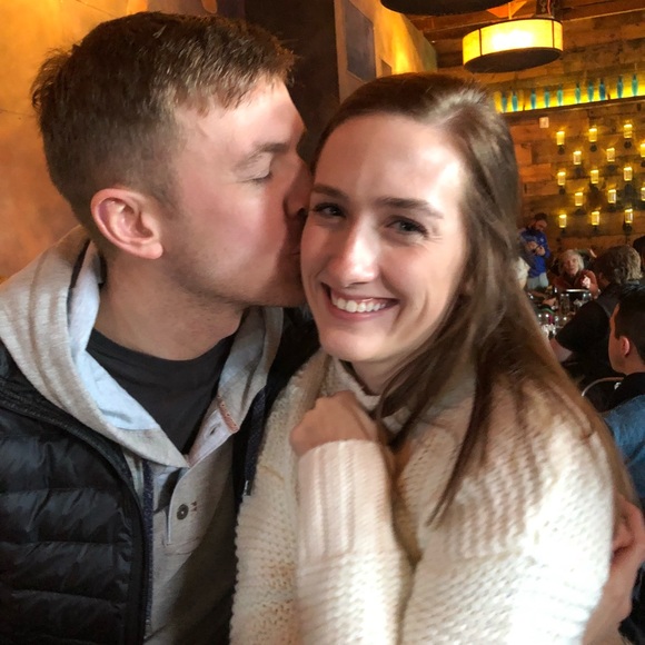 Meet your Posher, Lauren - Picture 1 of 1